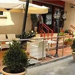 Hotel West End 3*