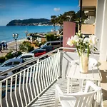 Hotel West End 3*