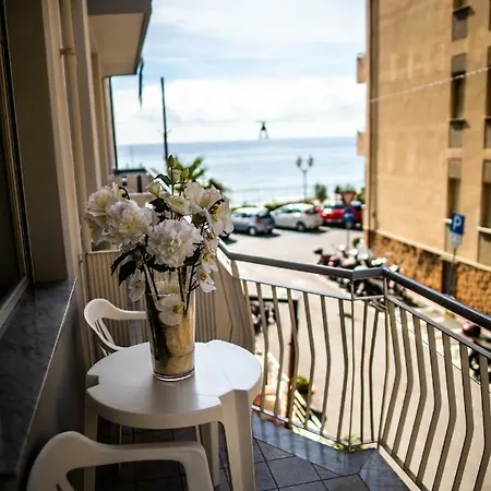 West End Hotel