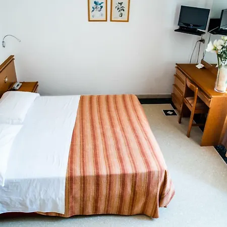 West End Αλάσιο