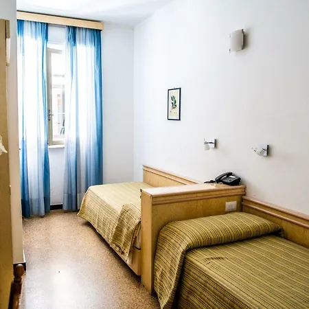 Ξενοδοχείο West End Αλάσιο