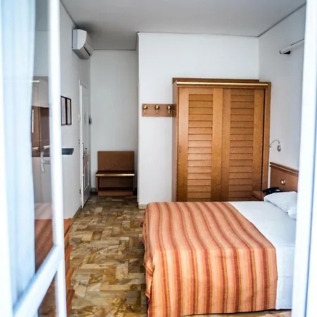 Ξενοδοχείο West End Αλάσιο