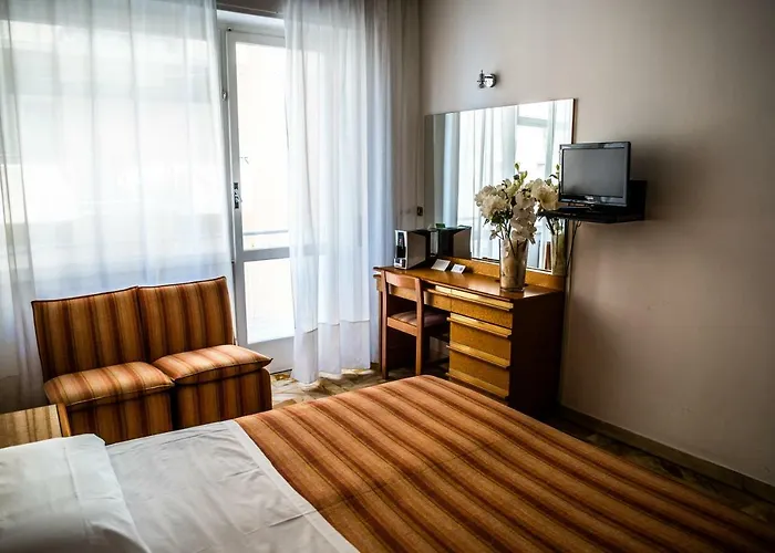 酒店 威斯安德酒店 3*