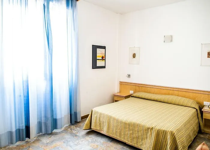 威斯安德酒店 酒店